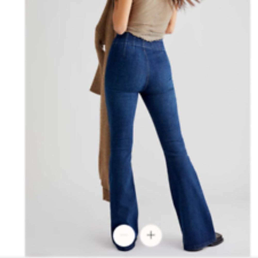 Free People We the Free Jayde Flare Jeans Size 28 Blue Denim High Rise Y2K Boho